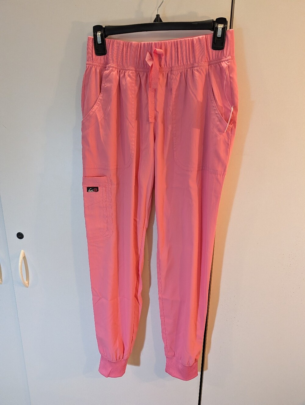 Koi Lite Woman's XXS Pink Drawstring Jogger Scrub Pants NWT